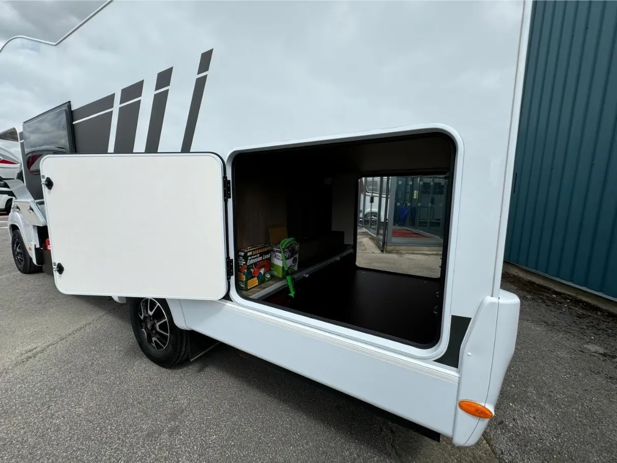 Carado A 464 - Motorhome Hire