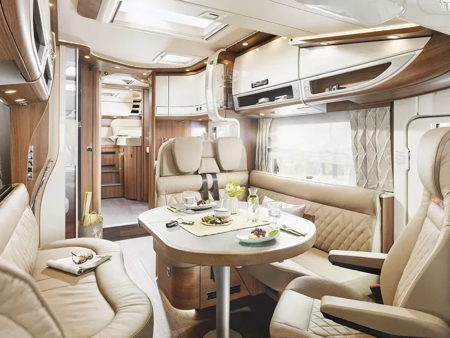 Carthago Chic S-Plus I Interior